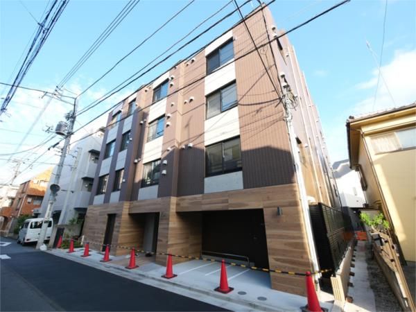 コンポジット渋谷本町の建物外観