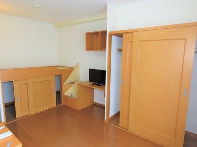 収納　クローゼット、ベッド下収納あり