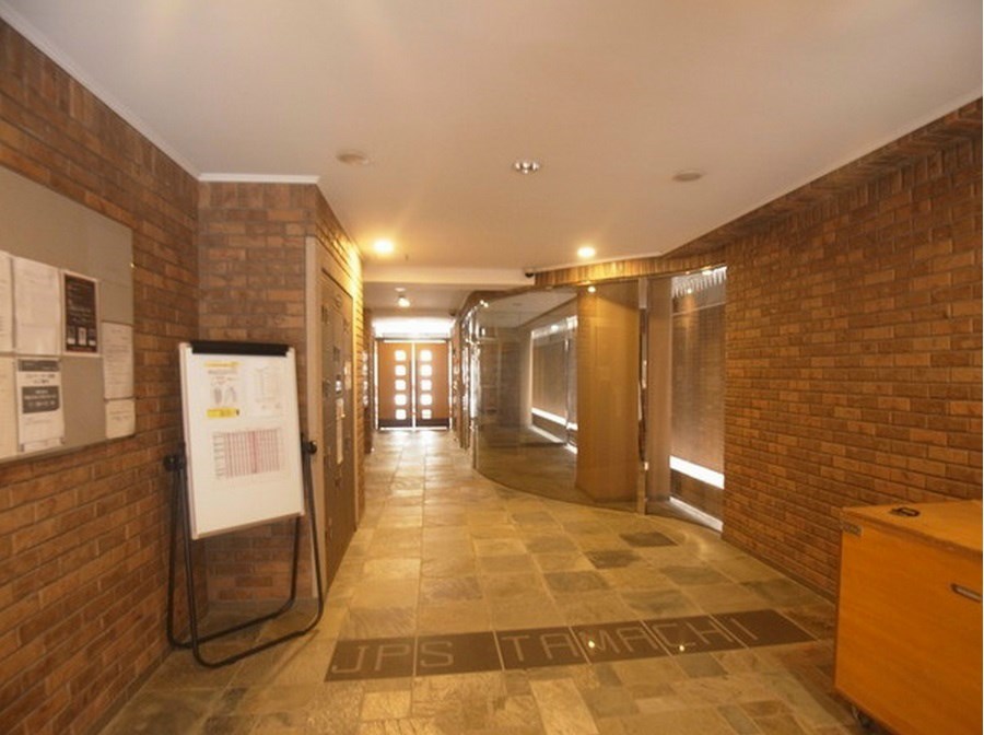 ロビー　【見学予約受付中】当店の仲介手数料賃料の半月分以下でご紹介★