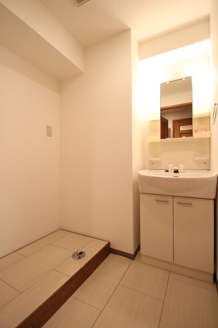 洗面設備　同物件別室です。