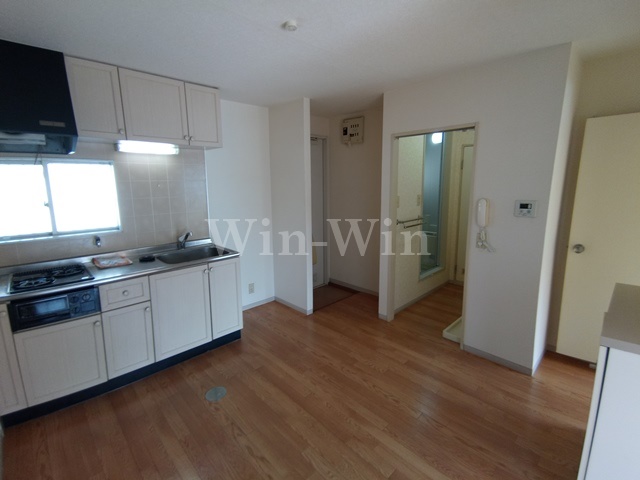 居室・リビング　イメージ（同建物内別部屋の写真です）