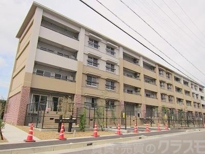 2+Apartmentの建物外観