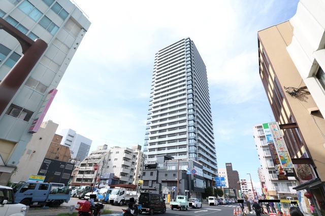 宇都宮ＰＥＡＫＳの建物外観