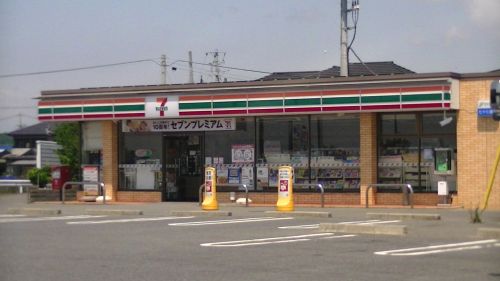 【メモリータウン上町のコンビニ】