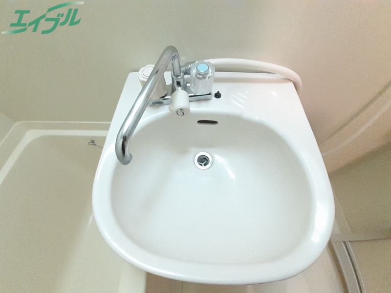 洗面設備　同物件別部屋です