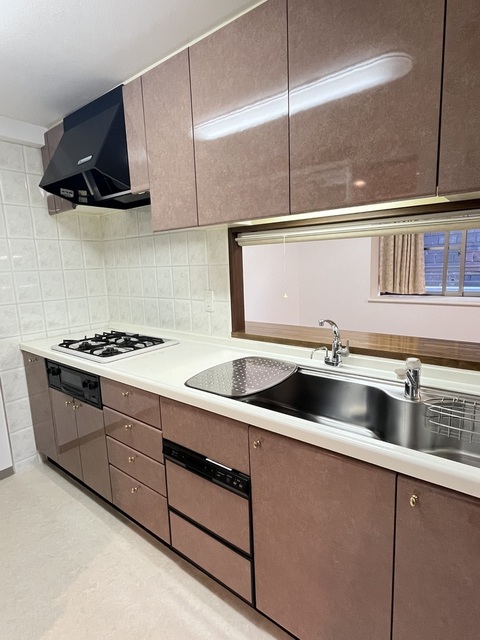 キッチン　上階・４．２帖