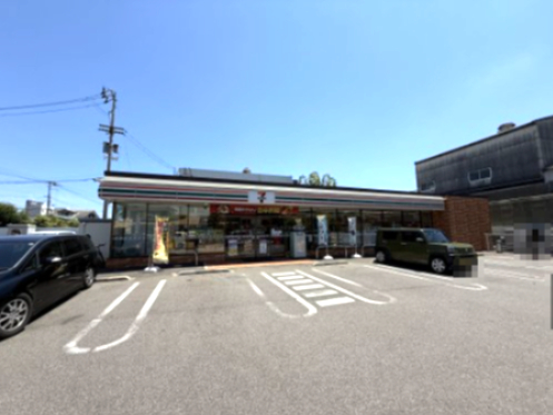 コンビニ　セブンイレブン 徳島南昭和町5丁目店（コンビニ）まで544m