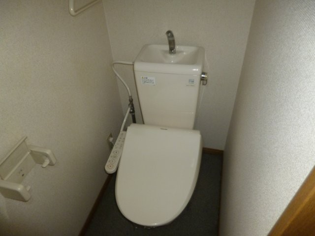 トイレ　ウォシュレット