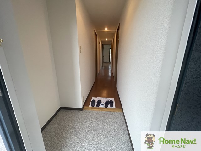 玄関　広めの玄関