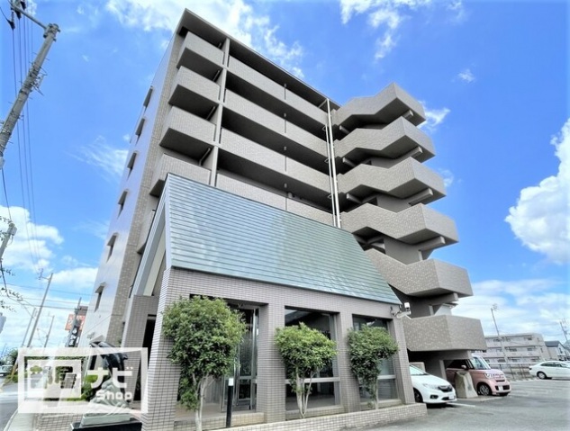 【スカール松縄の建物外観】