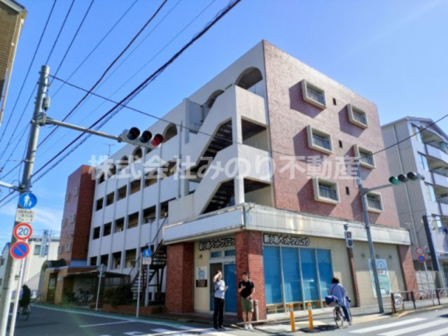 メゾン新小岩の建物外観