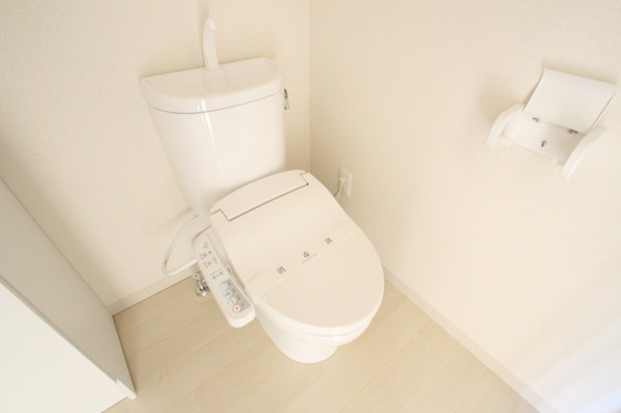 トイレ　※別部屋の写真です