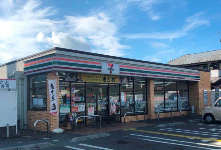 コンビニ　セブン－イレブン大津大江７丁目店（コンビニ）まで1021m