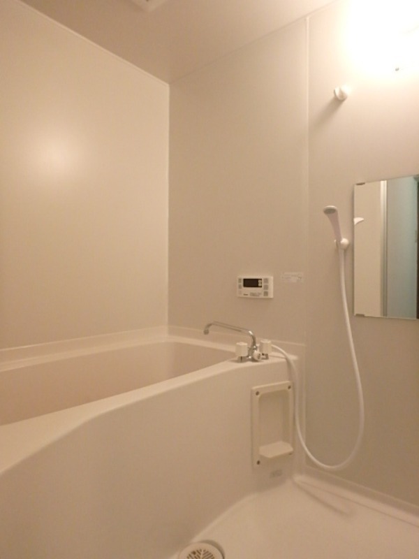 バス・シャワールーム　図面と現状に相違がある場合には現状を優先