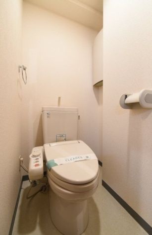 トイレ　別号室参考写真