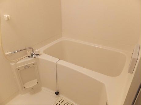 バス・シャワールーム　設備・仕様は号室により異なる為、現況を優先致します。