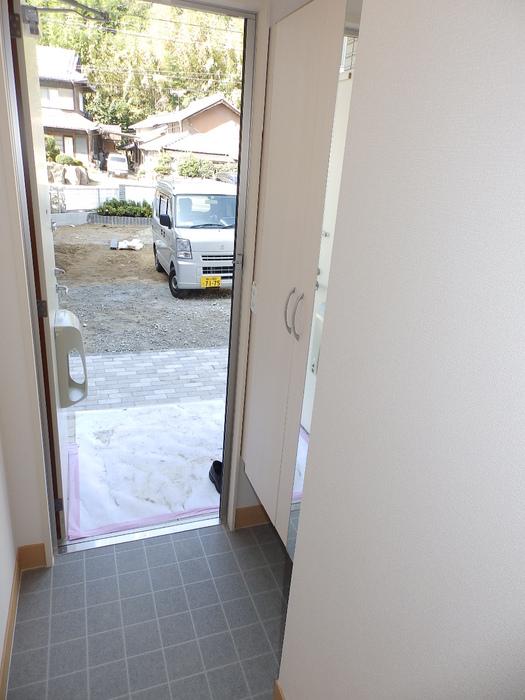 ＪＲ山陽本線 尾道駅 徒歩85分 2階建 築10年の玄関写真
