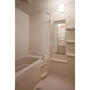 バス・シャワールーム　同じ建物の別の部屋