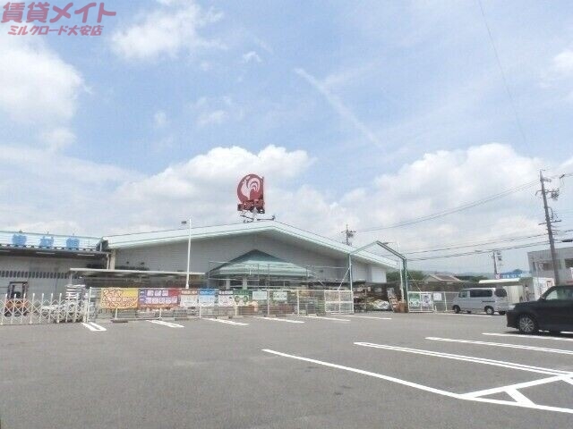 ホームセンター　コメリハード＆グリーン北勢店（ホームセンター）まで4170m