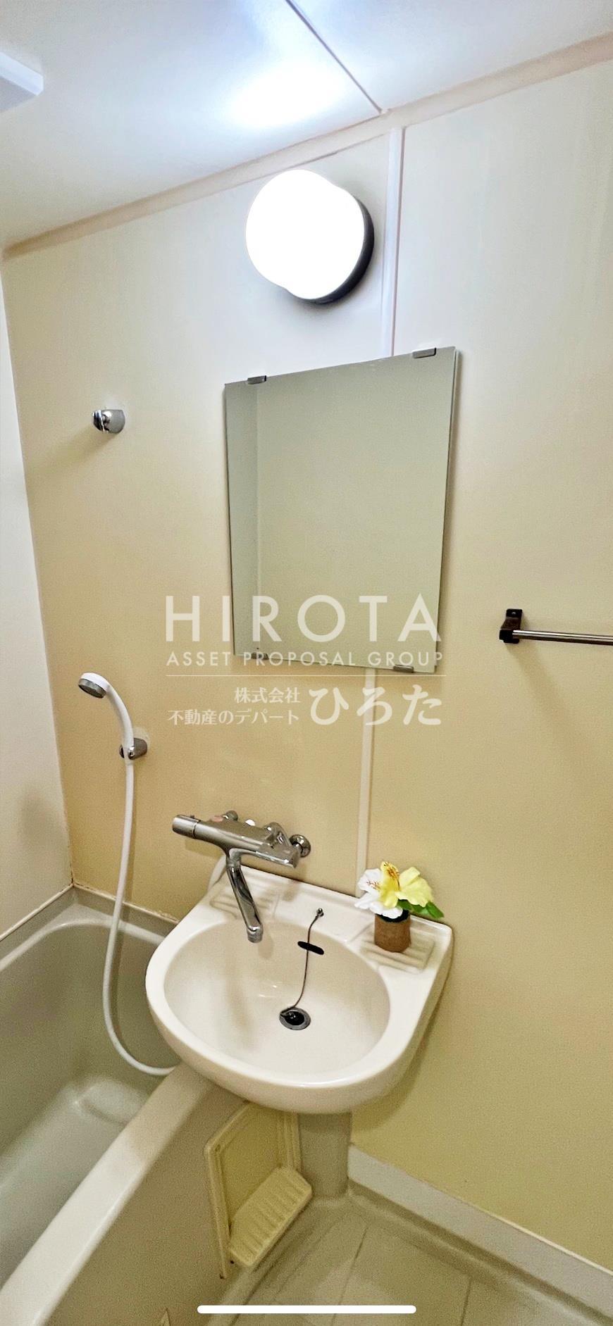 洗面設備　※モデルルーム写真の為、入居時家具・備品等はついてきません※