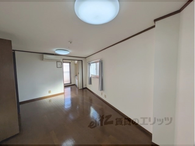 居室・リビング　洋室