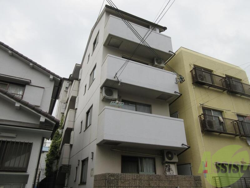 建物外観　最寄駅から徒歩７分の場所になります。