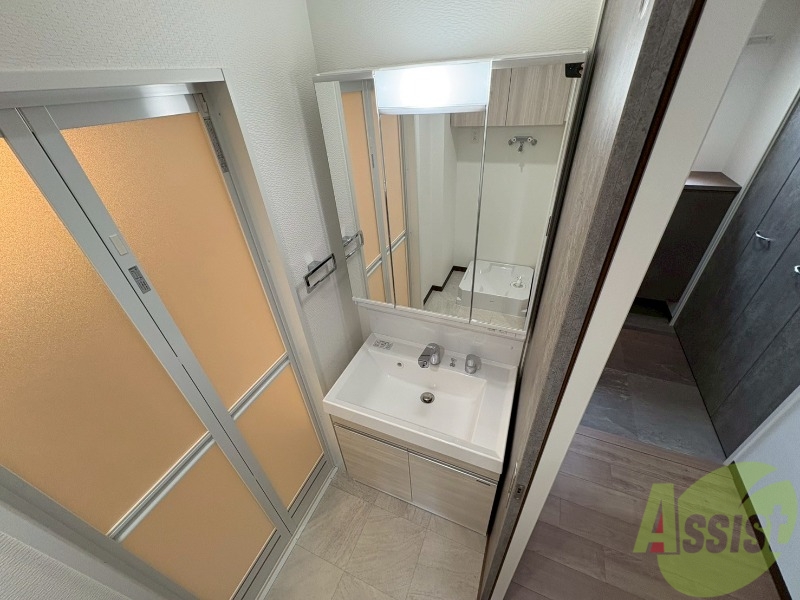 洗面設備　シャンプードレッサーで身支度もラクラクです！