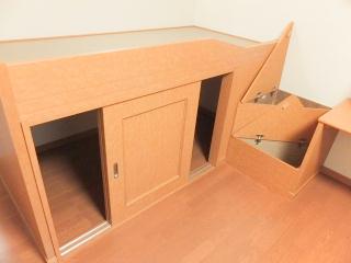 その他部屋・スペース　備付ベッド（下は収納です）