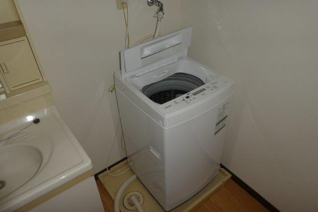 その他　洗濯機置き場（洗濯機あり：撤去相談可）