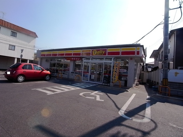 コンビニ　デイリーヤマザキ倉敷川入店（コンビニ）まで279m