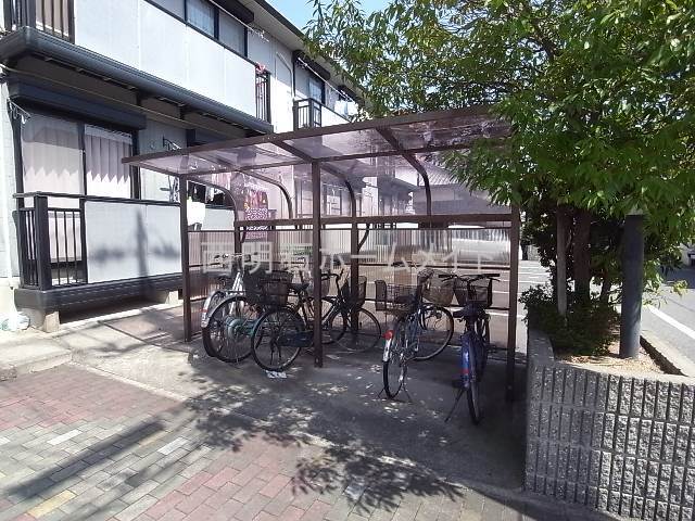 エントランス　駐輪場