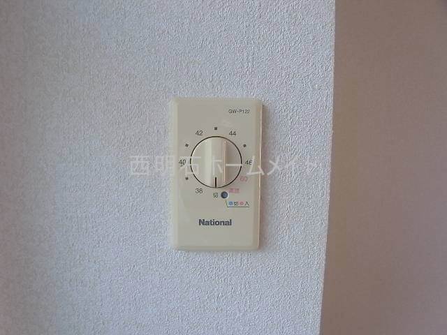 その他設備　給湯リモコン