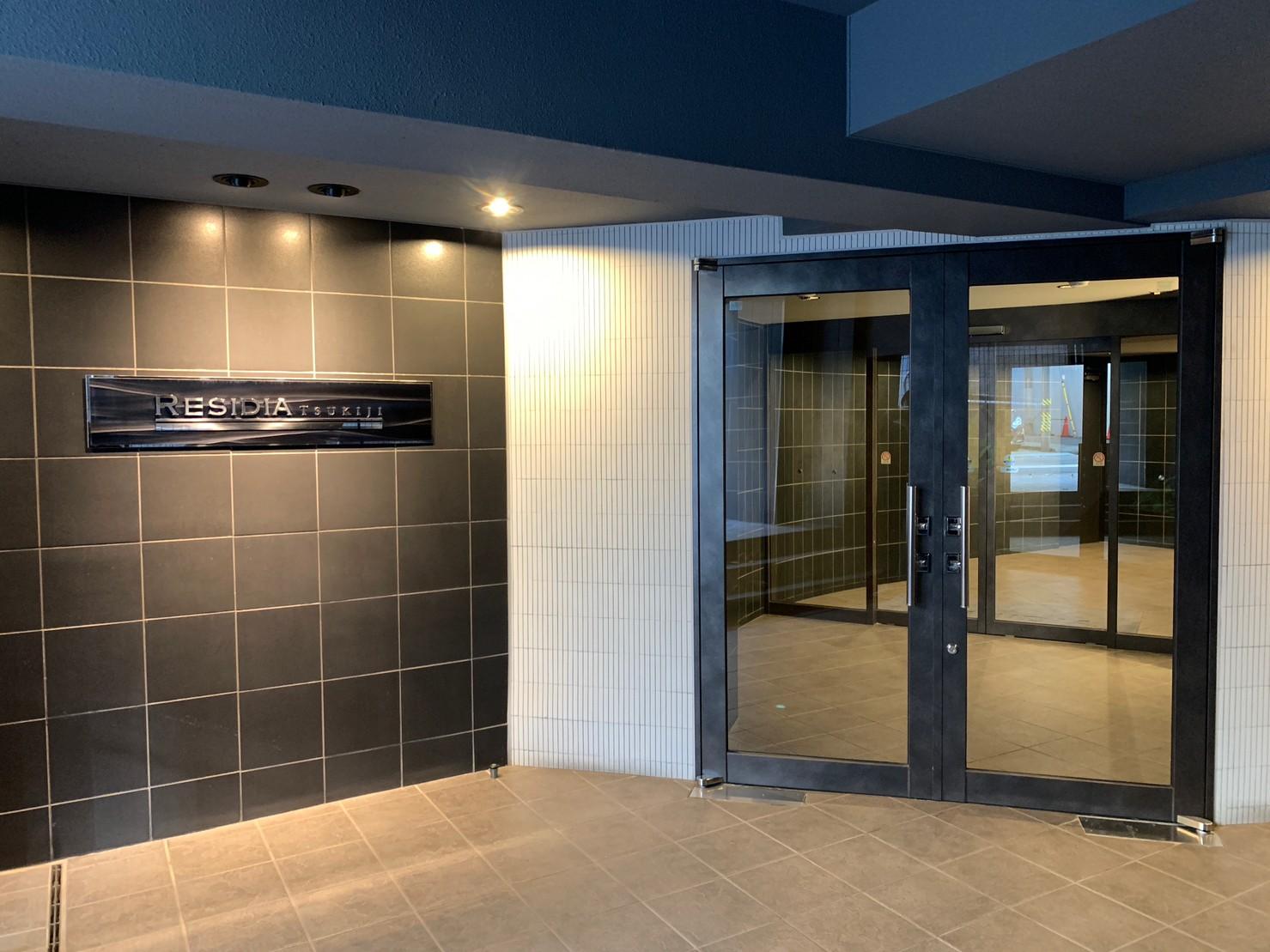 エントランス　エントランス