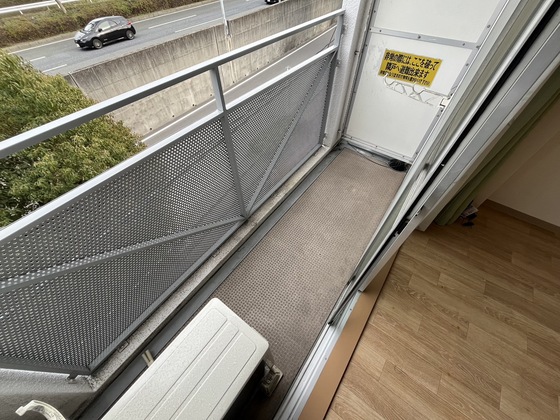 バルコニー　※別号室の写真です。