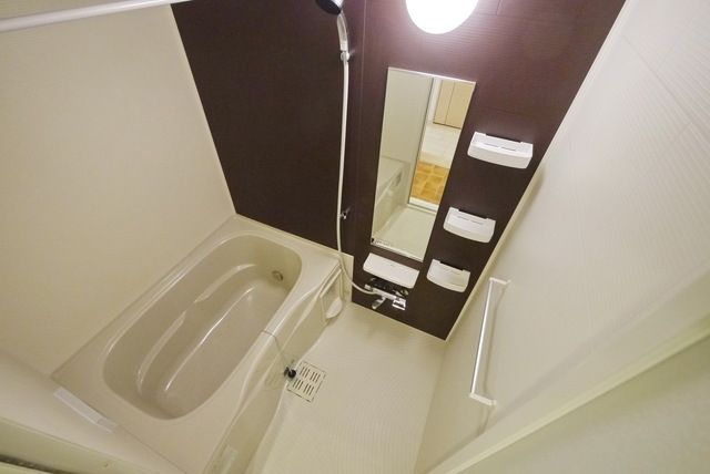 バス・シャワールーム　バスルーム