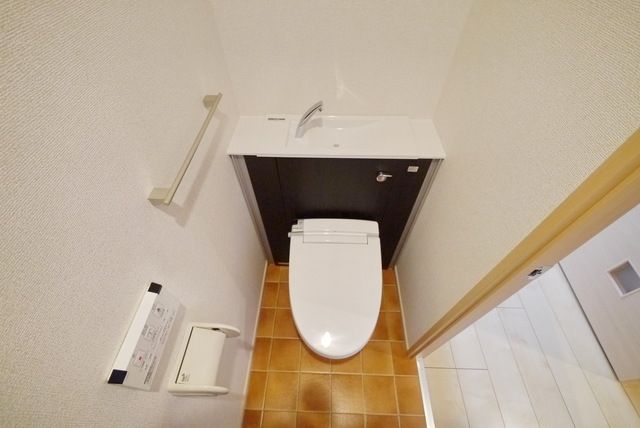 トイレ　シャワー付きトイレ