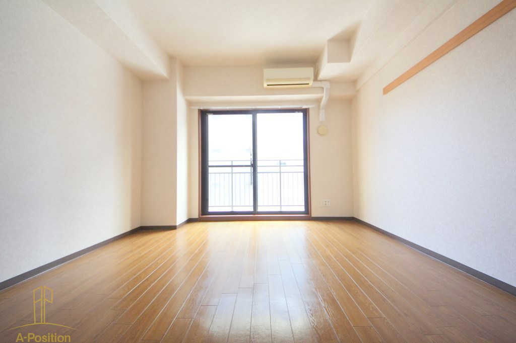 居室・リビング　シャトー西天満