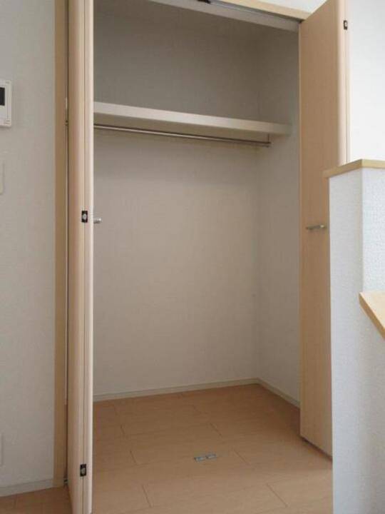 収納　クローゼット