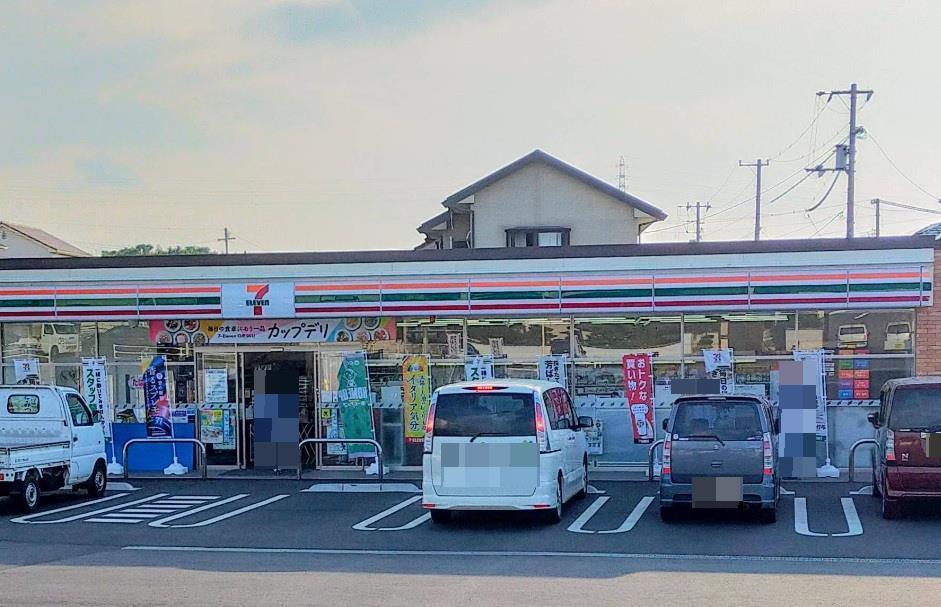 コンビニ　セブンイレブン新居浜上原1丁目店（コンビニ）まで754m