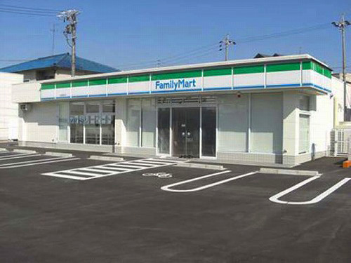コンビニ　ファミリーマート 宇都宮竹林西店（コンビニ）まで654m