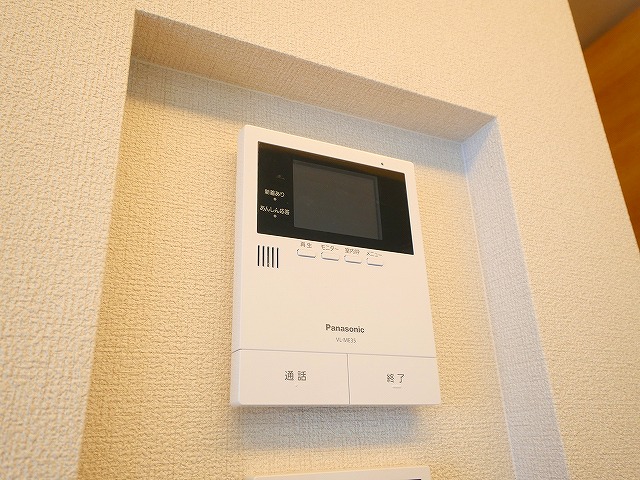 セキュリティ　モニター付きインターホンです
