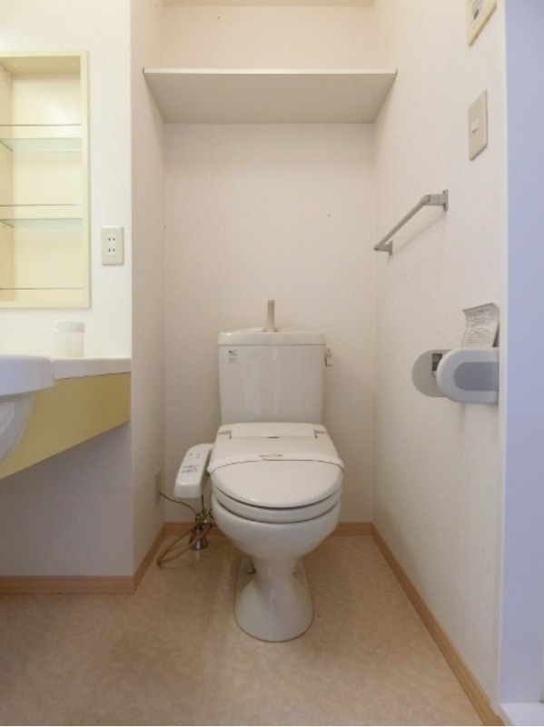 トイレ　図面と現状に相違がある場合には現状を優先