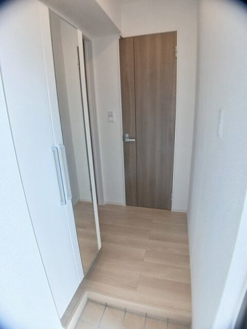 玄関　収納もある玄関です