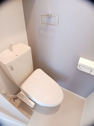 トイレ　トイレもきれいです