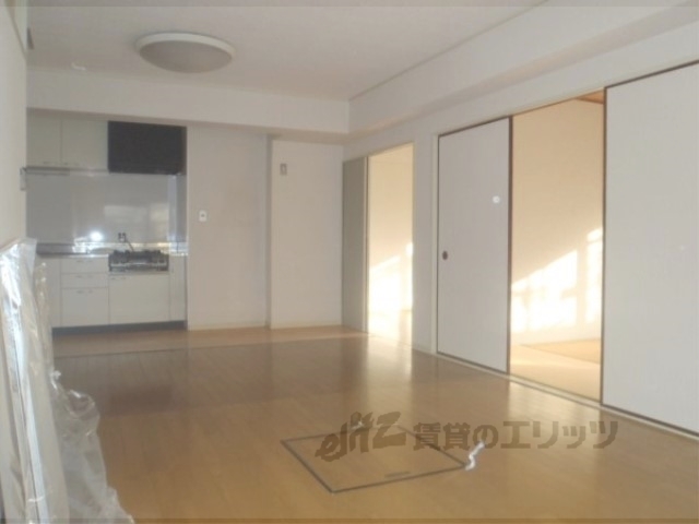 居室・リビング　リビング