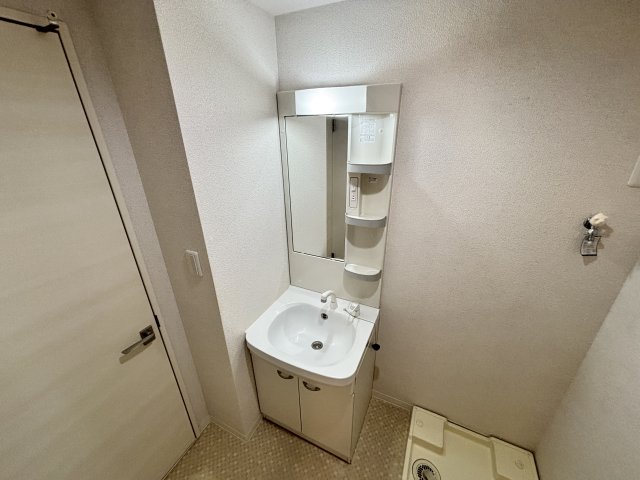 洗面設備　★シャワー付きの洗面化粧台★