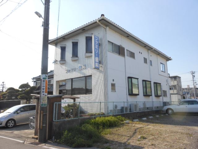 病院　ファミリー歯科（病院）まで110m