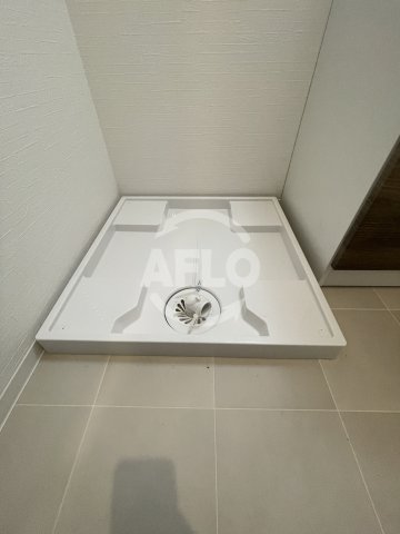 その他設備　ファーストフィオーレ長田グランディール　洗濯機置場