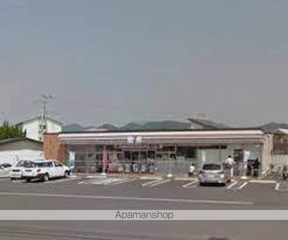 コンビニ　セブンイレブン三豊市役所駅前店（コンビニ）まで650m