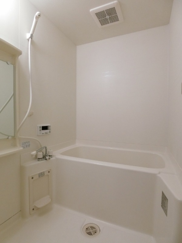 バス・シャワールーム　図面と現状に相違がある場合には現状を優先